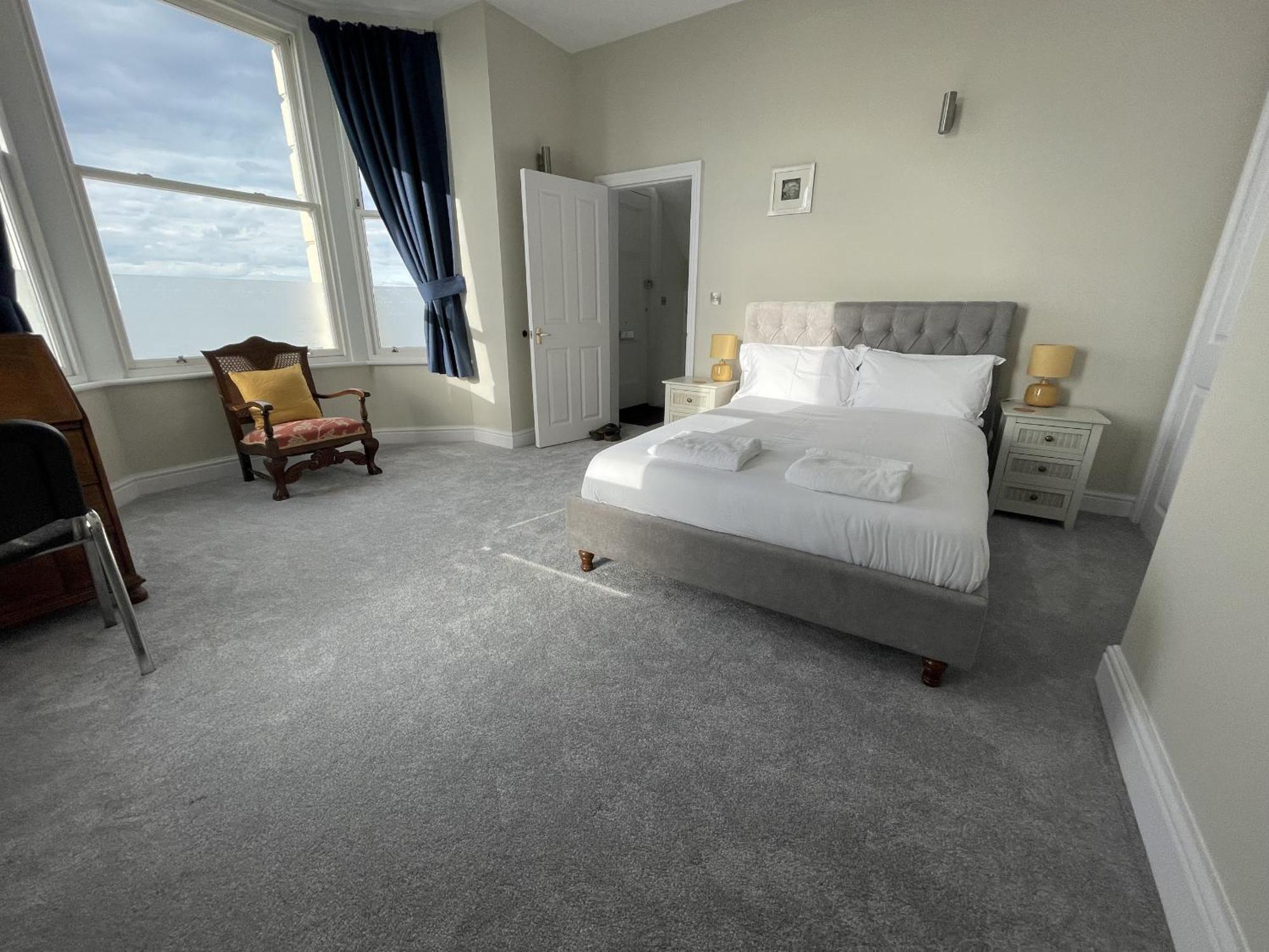 Apartment Uninterrupted Sea Views